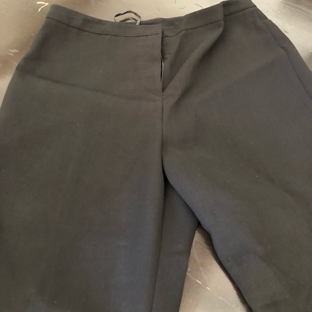 Sexy black pants for the stylish woman